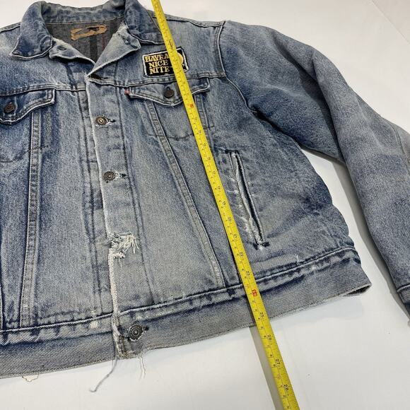 VTG Levi’s Men’s Jacket L Denim Trucker Blanket Lined Distressed USA Made Faded - Picture 5 of 12